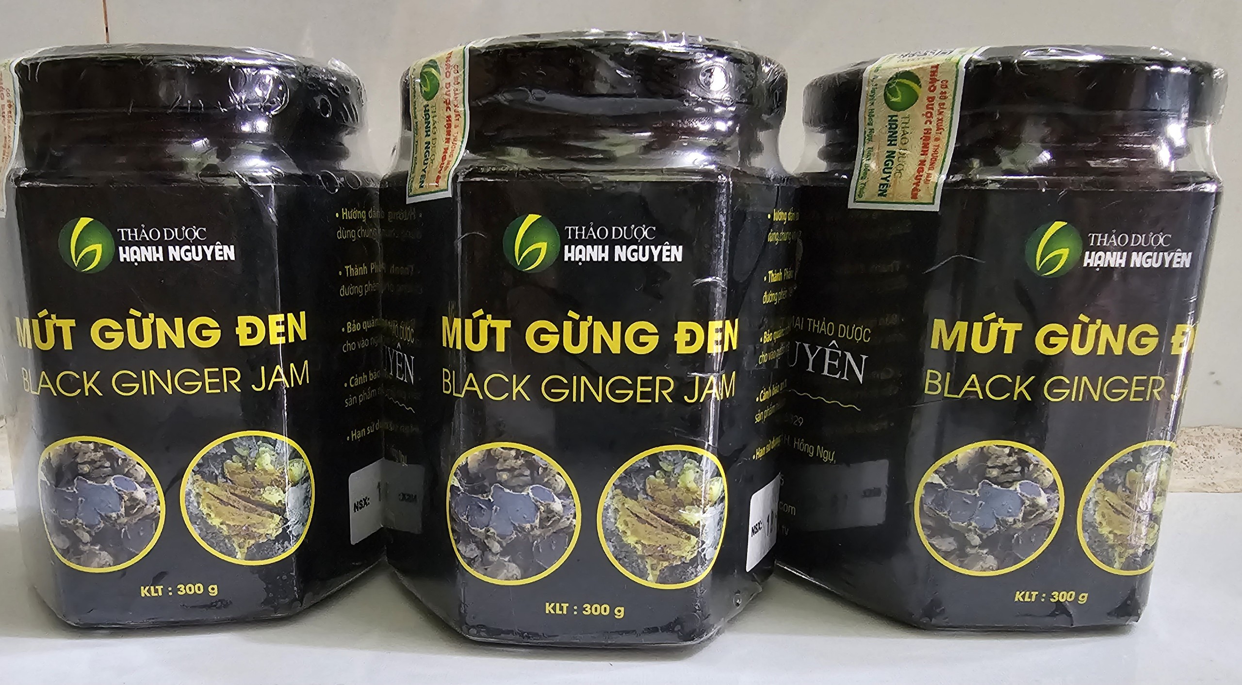 Mứt gừng đen