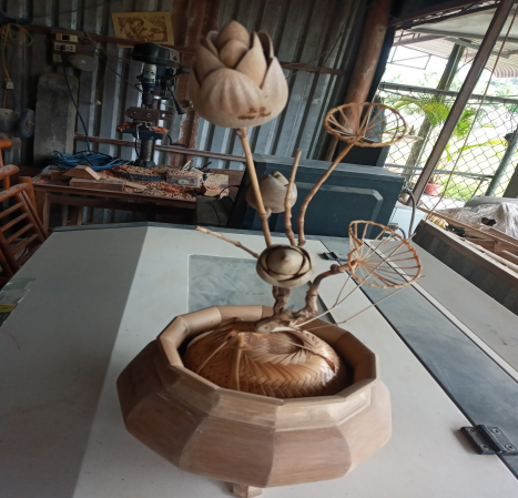 Đĩa tròn cồn đáy Décor hình hoa sen