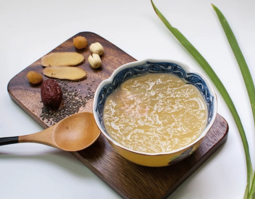 Yến chưng gừng