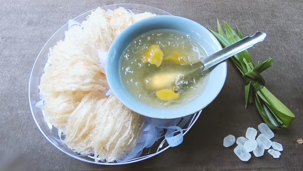 Yến chưng đường ăn kiêng