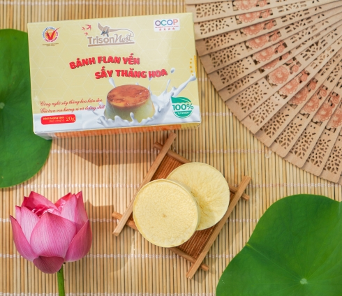 Bánh flan yến sấy thăng hoa