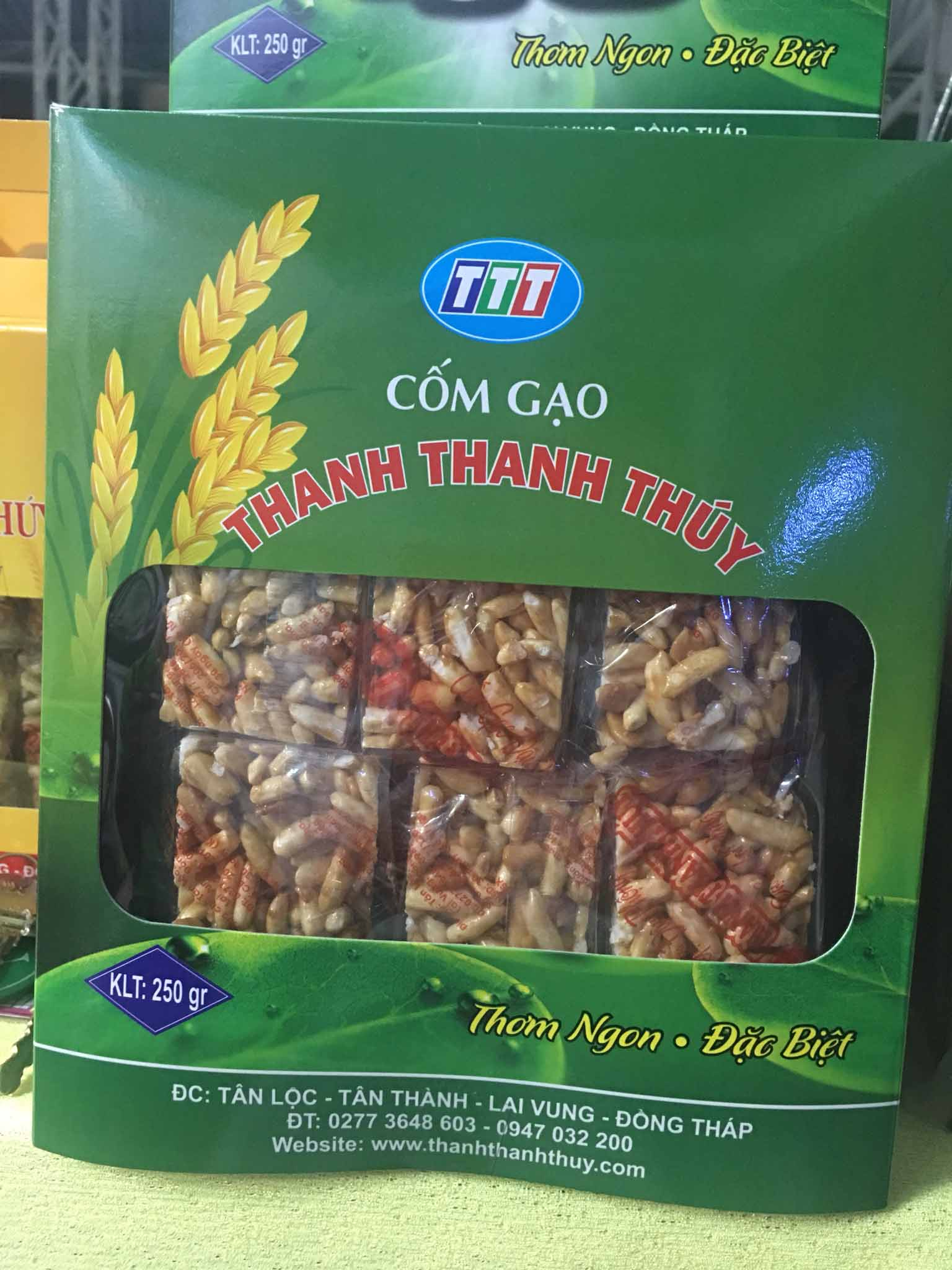 Cốm gạo huyết rồng hạt điều Thanh Thanh Thúy