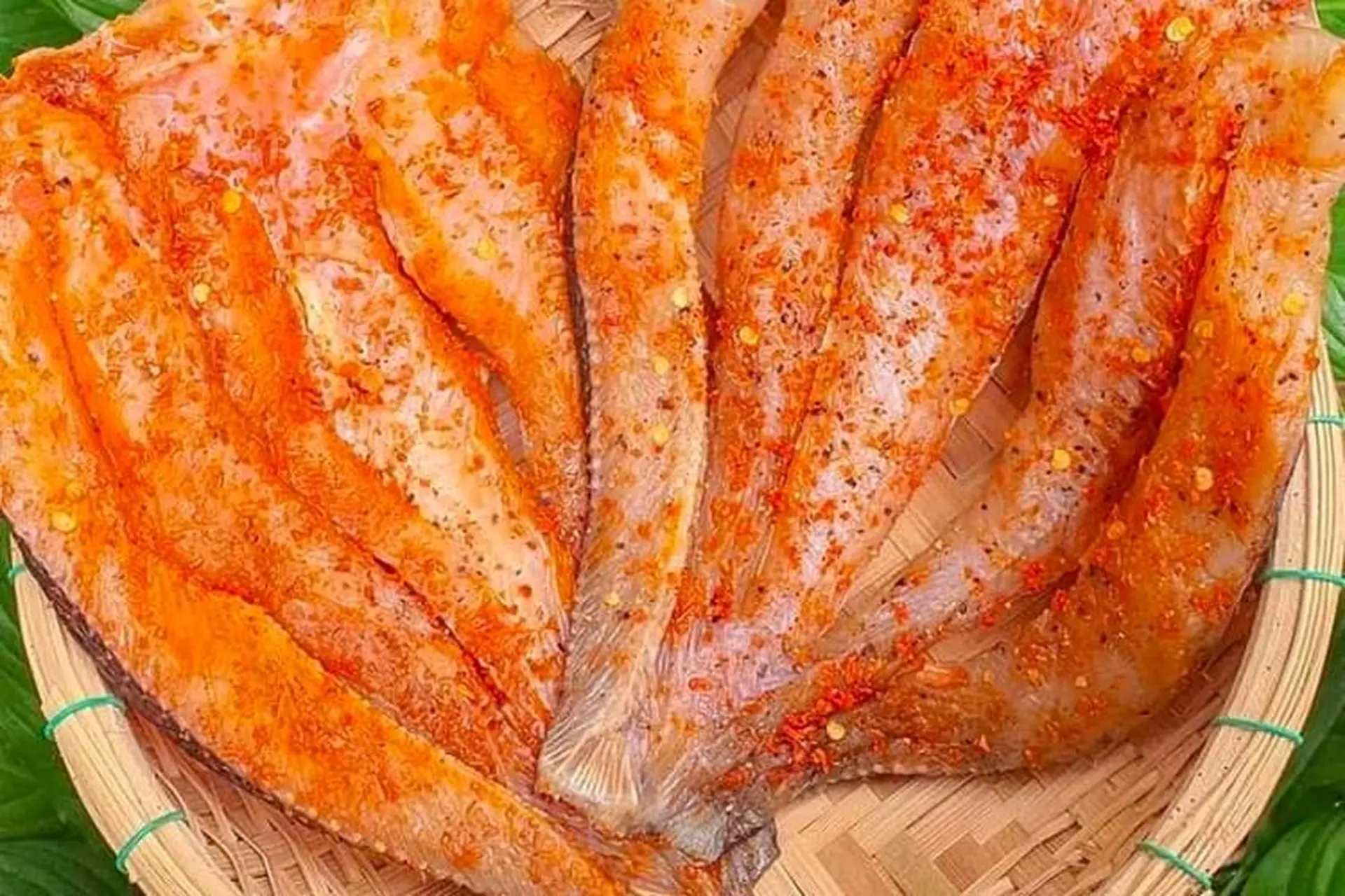 Khô cá lóc Út Tuyền