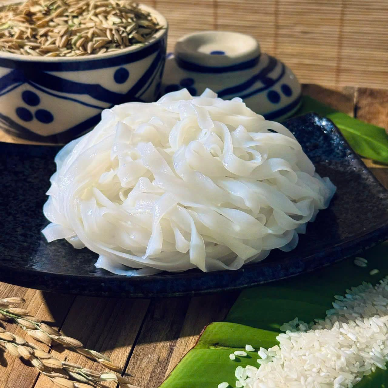 Phở tươi sấy dẻo